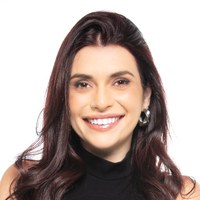 Foto da professora Mariana Gavioli
